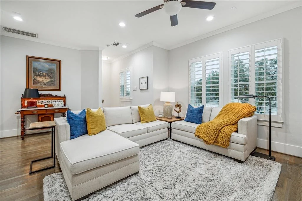 Photo of 1810 Chantilly Lane