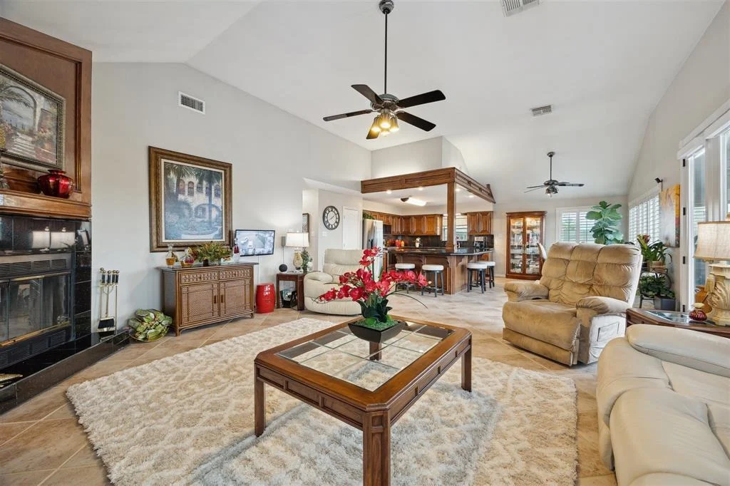 Photo of 1415 Mango Drive