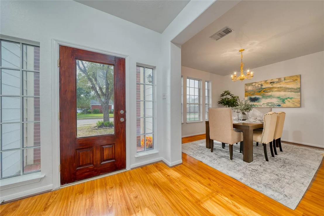 Photo of 11115 Seminole Spring Lane