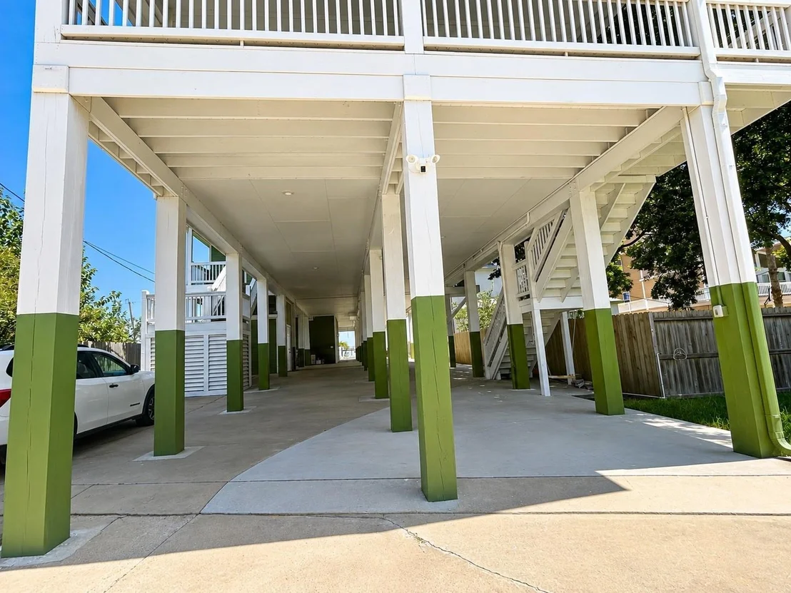 Photo of 1813 Avenue A