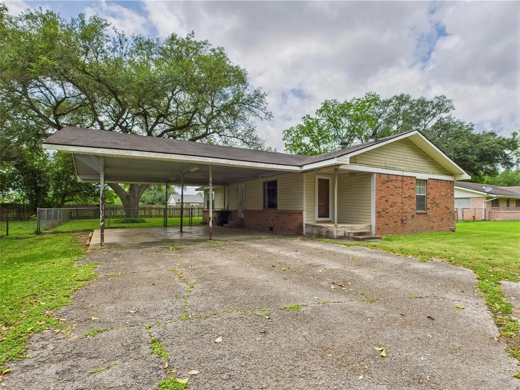 Photo of 812 Merry Lane