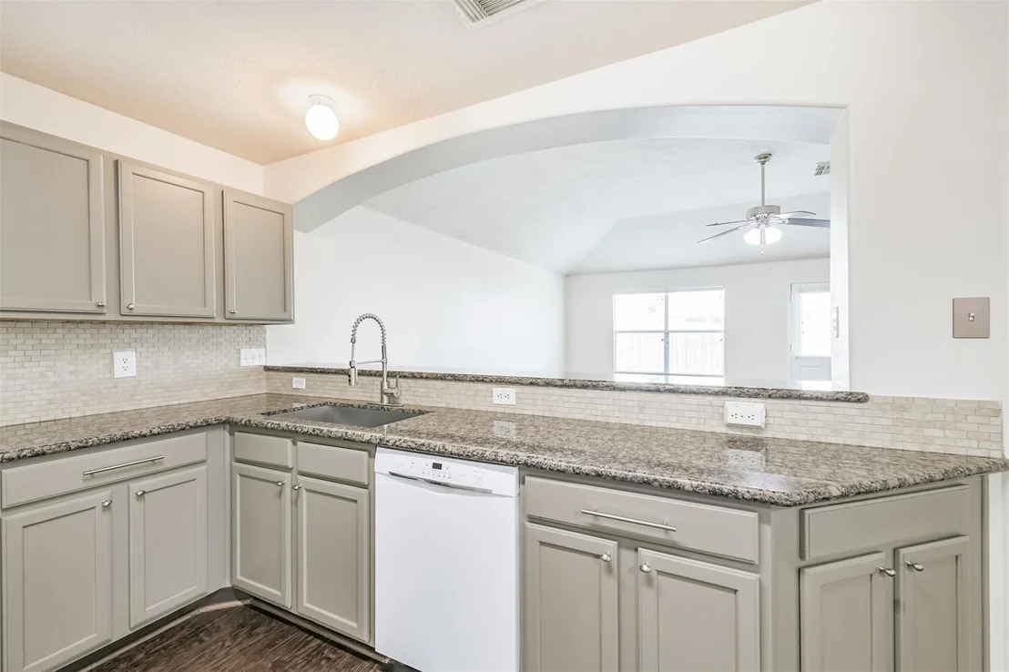 Photo of 2415 Fox River Lane