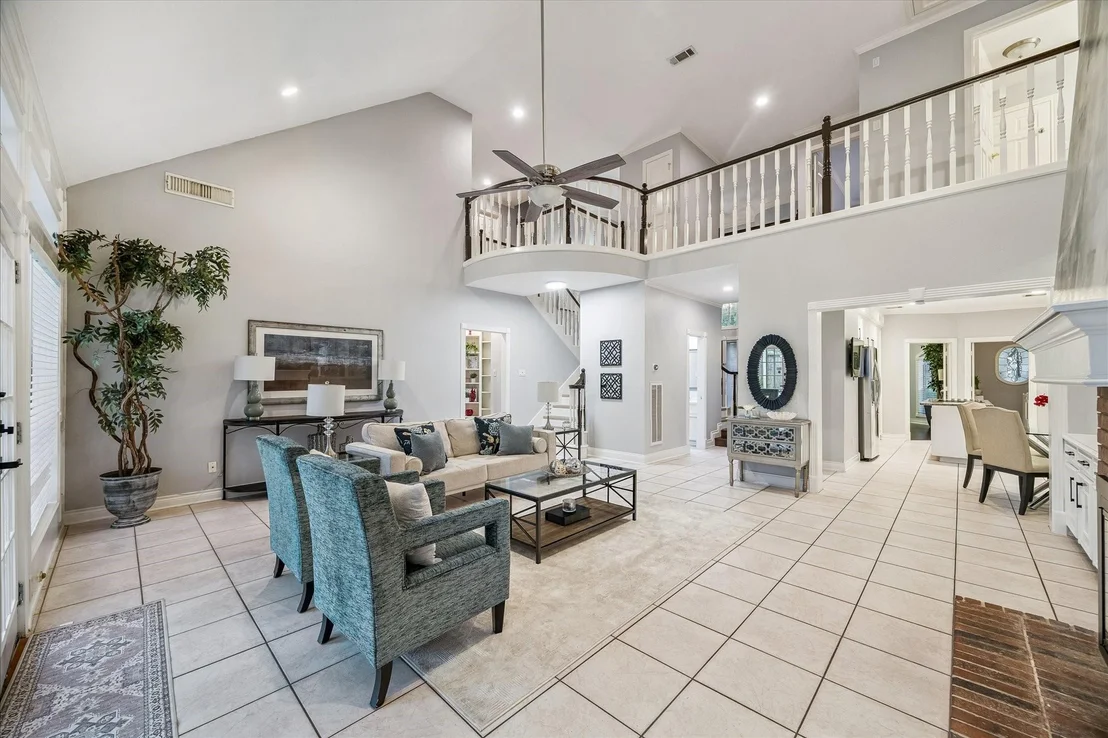 Photo of 3622 Springhill Lane