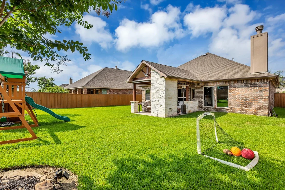 Photo of 22907 Banff Brook Way