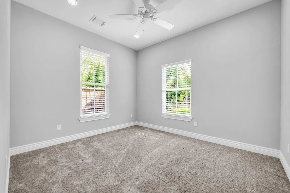 Photo of 1 Hanover Lane