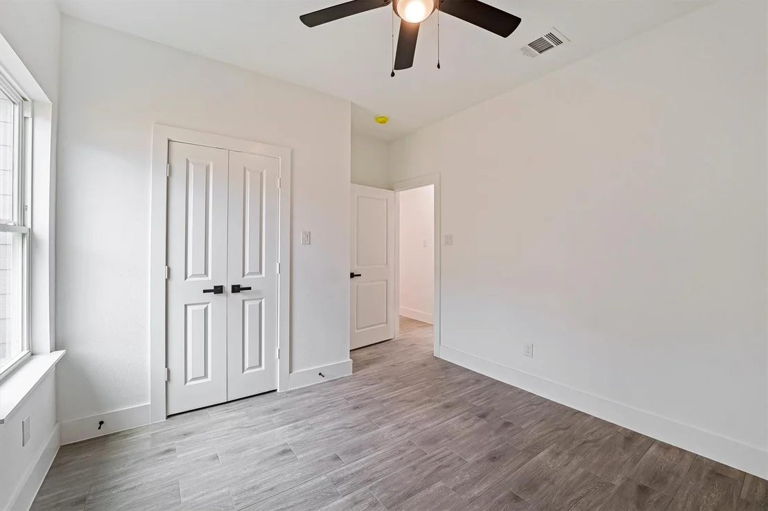 Photo of 10510 Twin Circles Dr