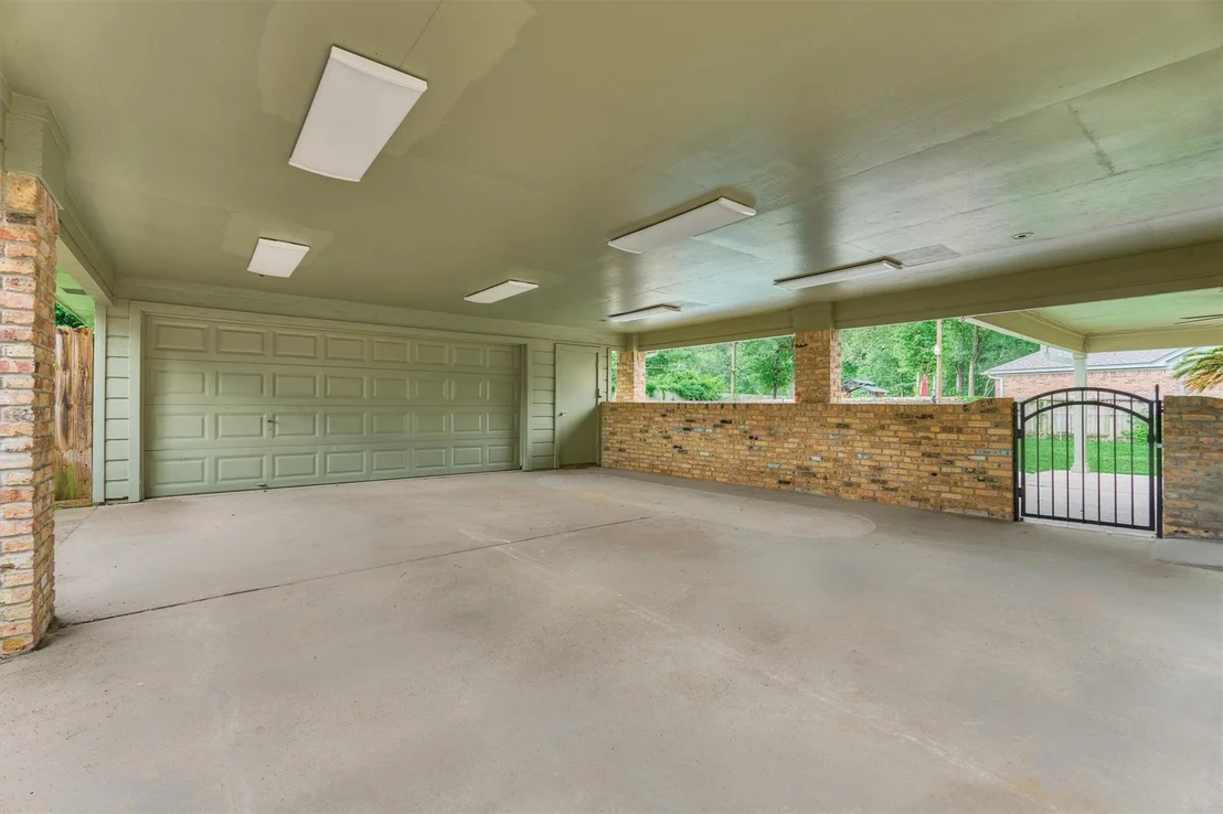 Photo of 19426 Whitewood Drive