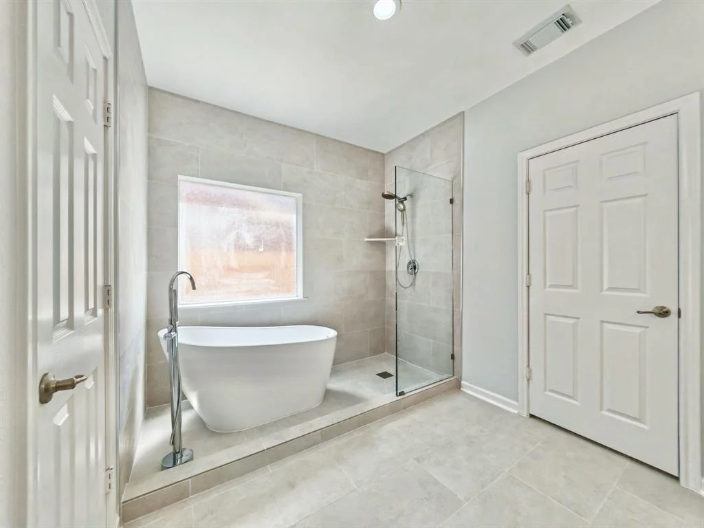 Photo of 5030 Shadow Breeze Lane