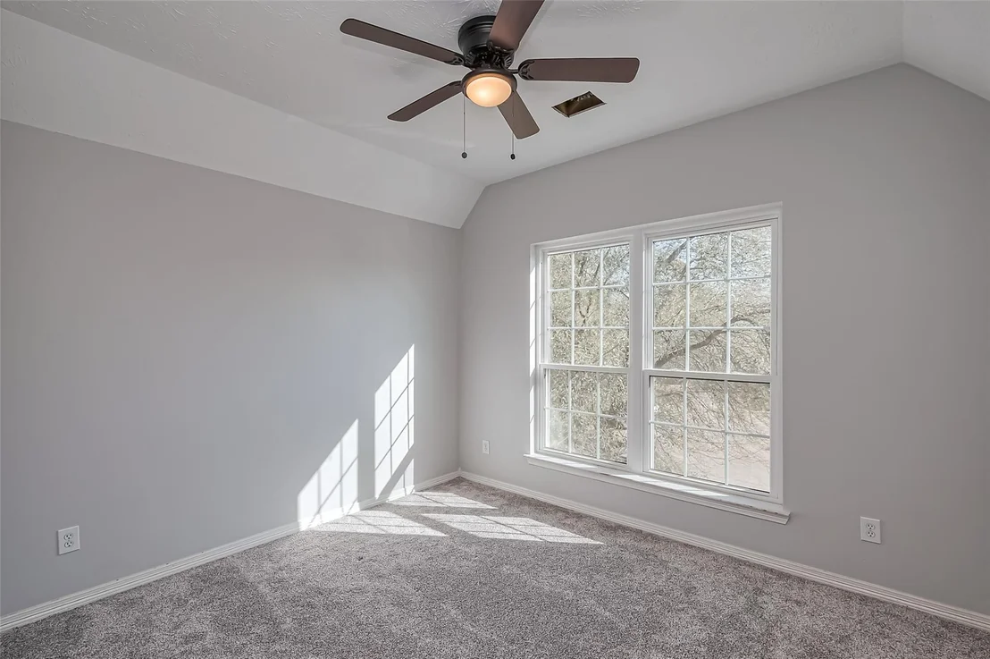 Photo of 2202 Highland Crossing Drive