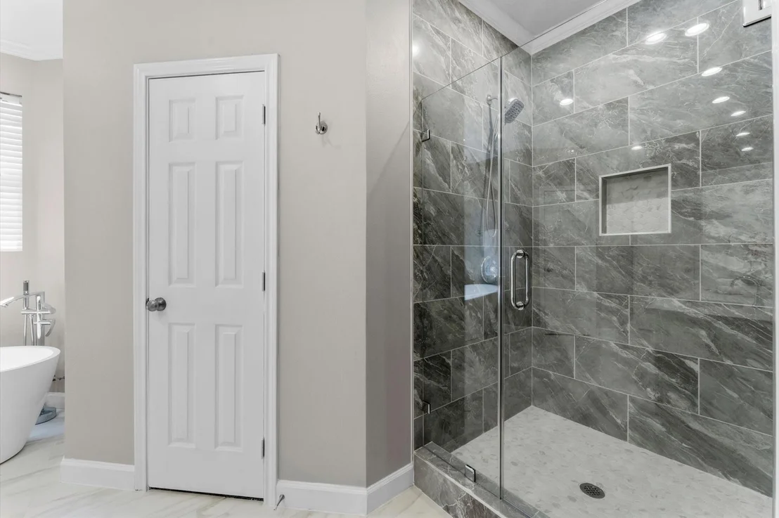 Photo of 33014 Grove Park Drive