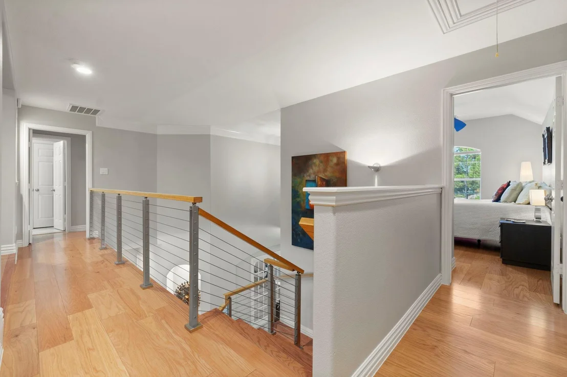 Photo of 6 Marquise Oaks Place