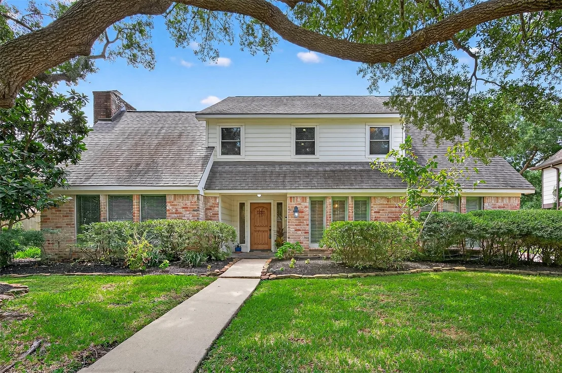Photo of 18307 Harrow Hill Drive