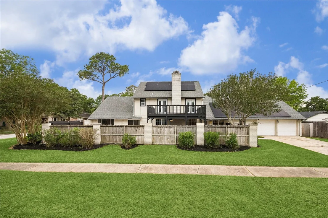 Photo of 10602 Riverview Drive