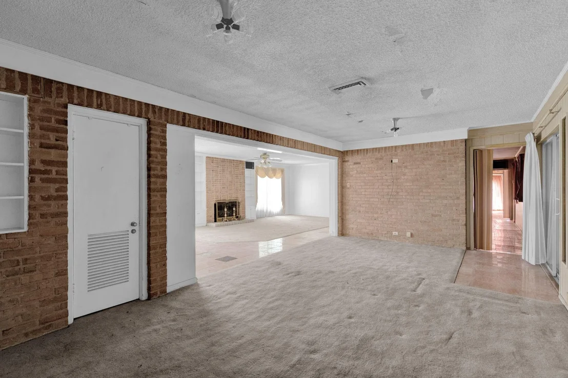 Photo of 4425 Laurel Drive