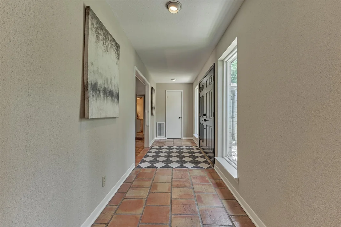 Photo of 6326 Craigway Road