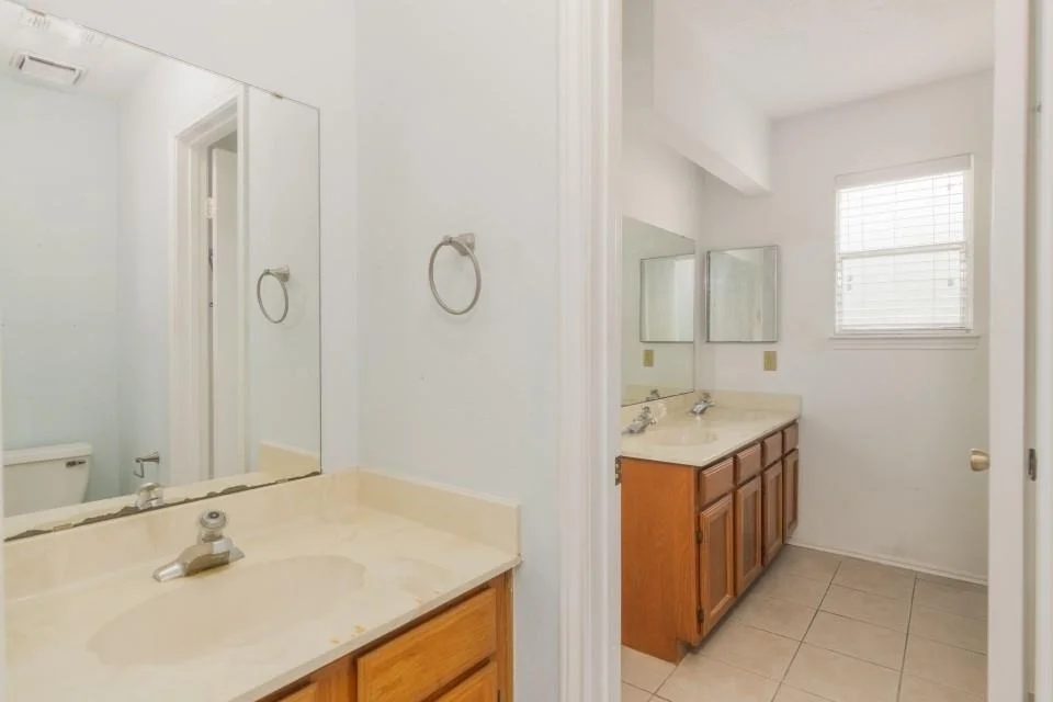 Photo of 19310 Nasworthy Drive