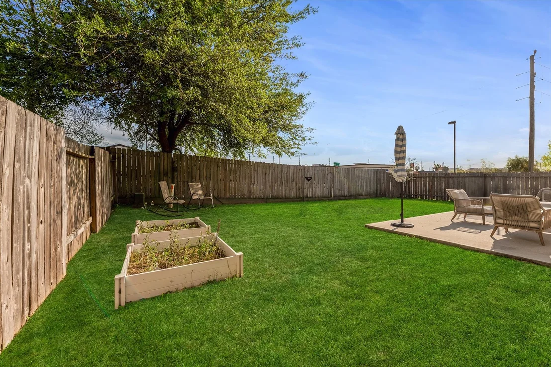 Photo of 702 Aulia Lane