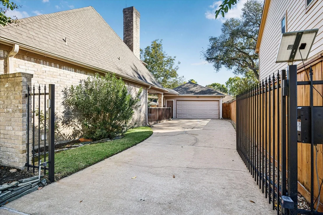 Photo of 11415 Del Monte Drive