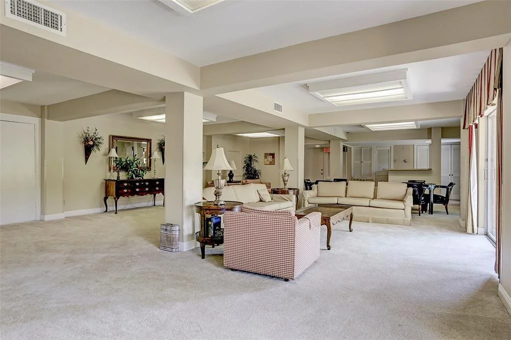 Photo of Unit 29 at 7575 Katy Freeway