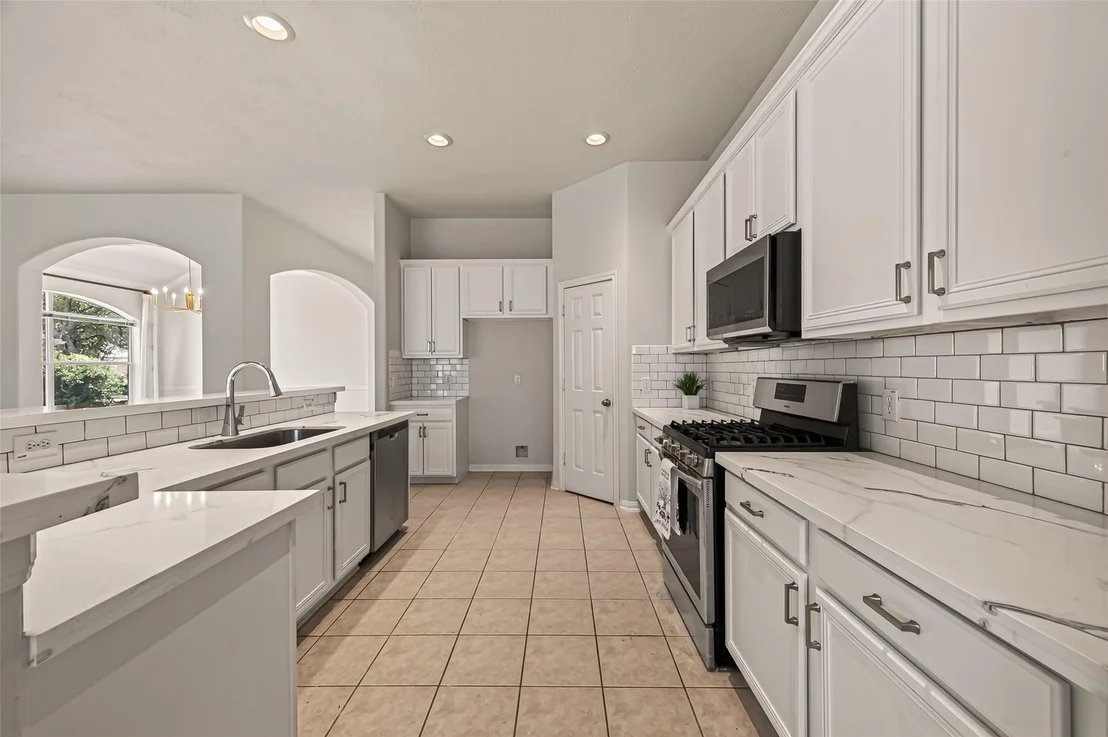 Photo of 14207 Rolling Hills Lane