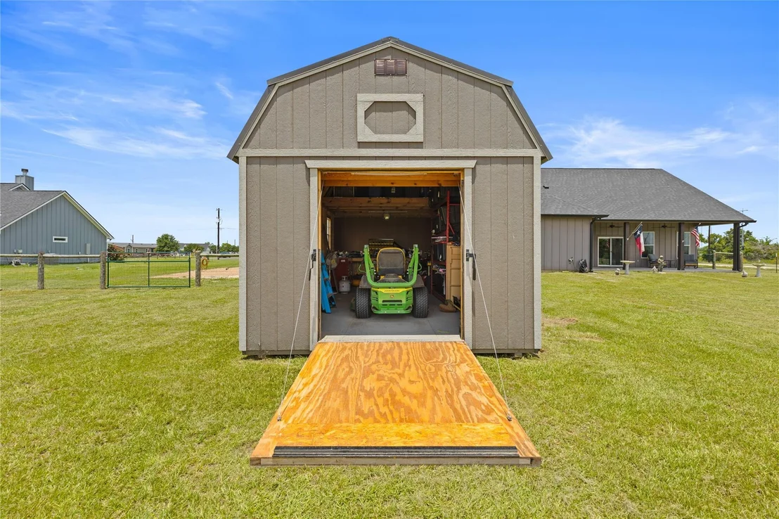Photo of 5213 County Road 127