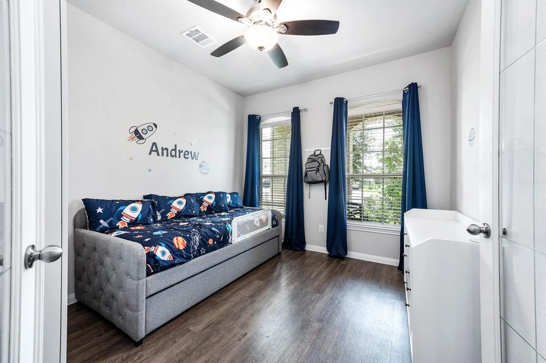 Photo of 2714 Hoffman Court