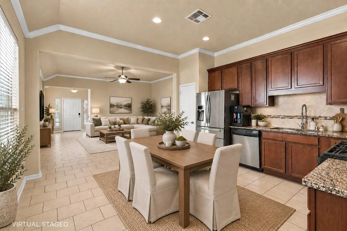 Photo of 8117 E Pine Creek Bend
