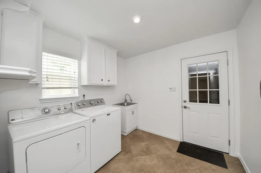 Photo of 11906 Pebble Rock Drive