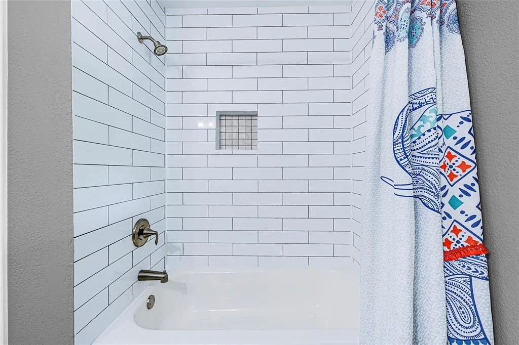 Photo of 5234 Saxon Drive