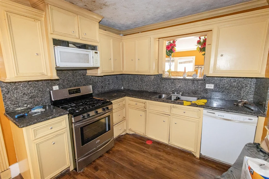 Photo of 931 Mitchell Road