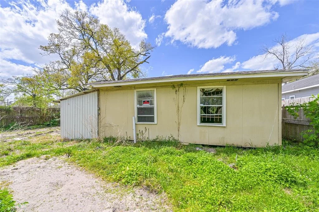 Photo of 9230 Lanewood Drive