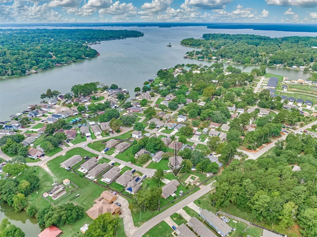 Photo of 15031 Port Circle
