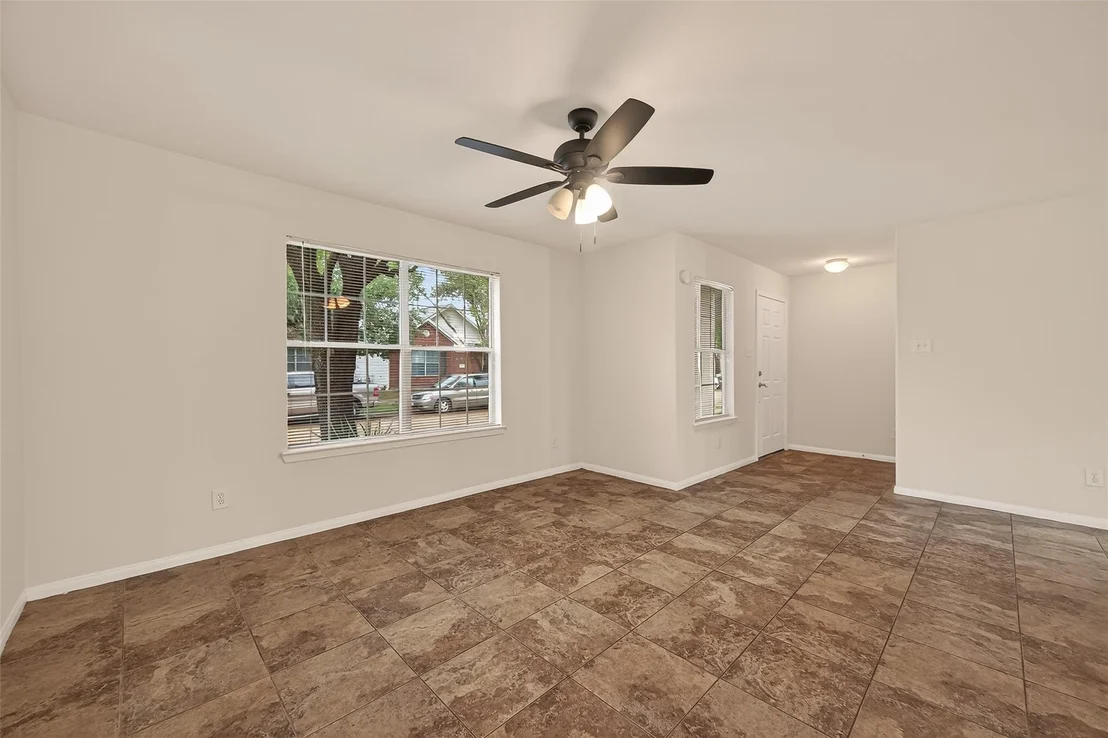 Photo of 6417 Austinville Drive