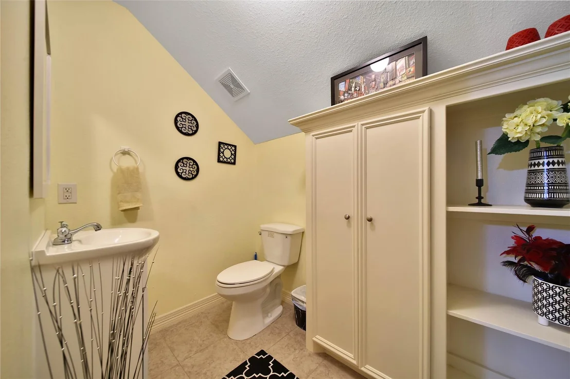 Photo of 21 Twin Forks Drive