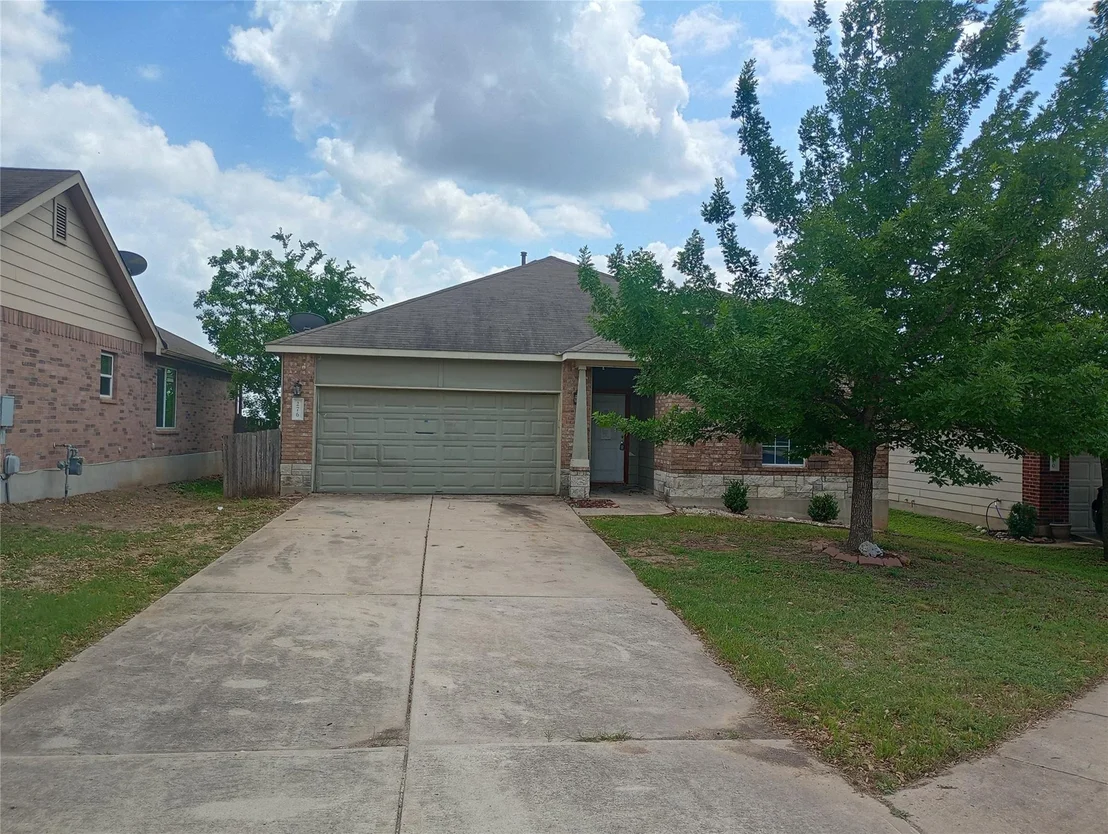Photo of 276 Nandina Drive