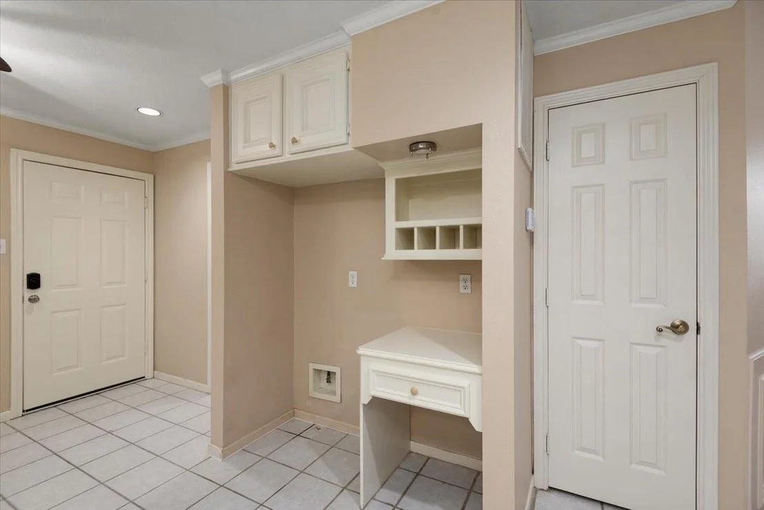 Photo of 14151 Buckingham Lane