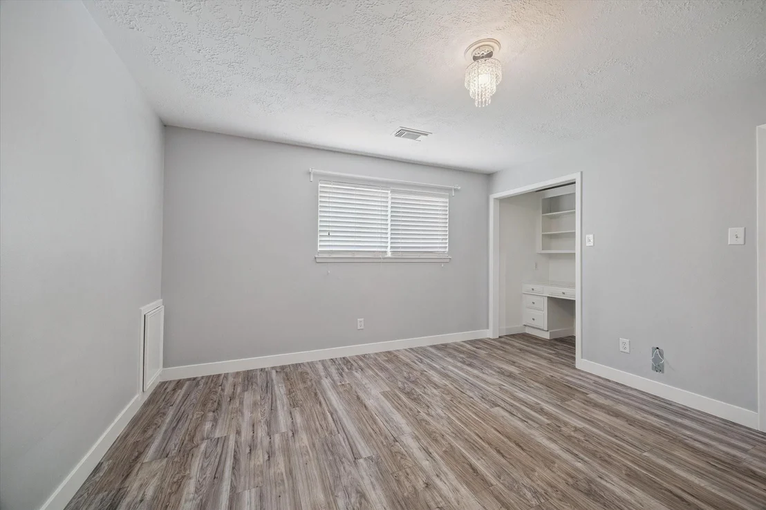 Photo of 2007 Seven Oaks Drive