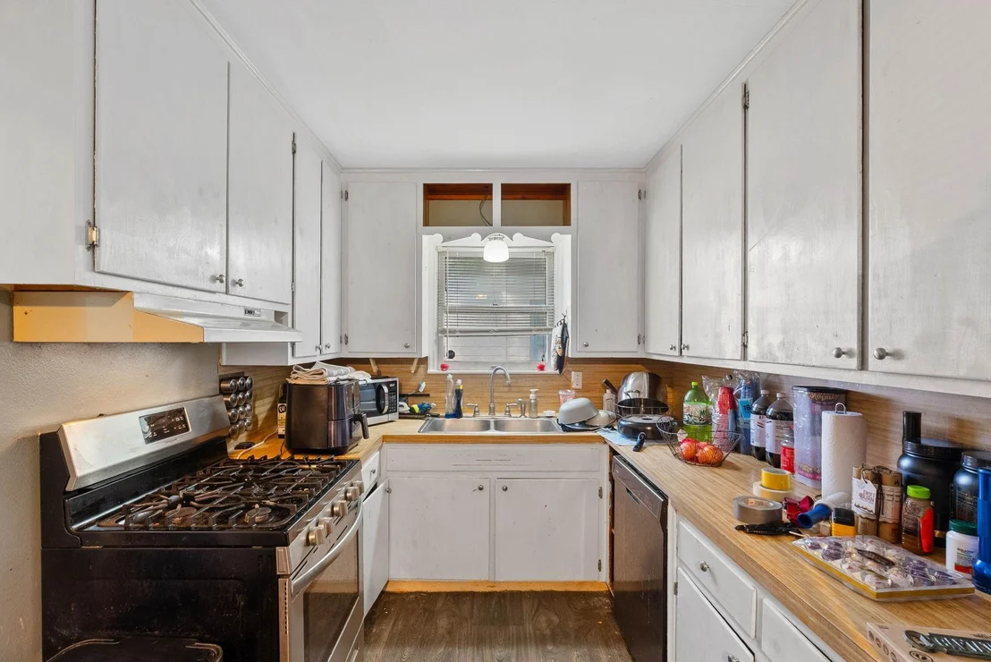 Photo of 1014 Barracuda Place
