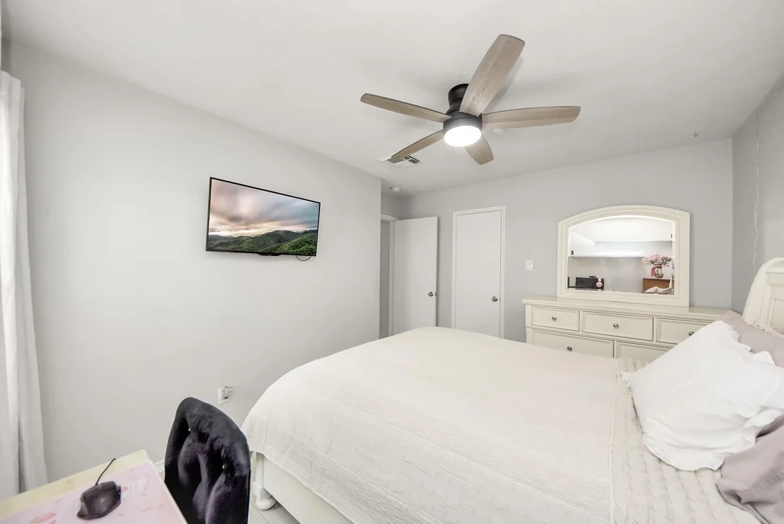 Photo of 15 Bark Bend Place