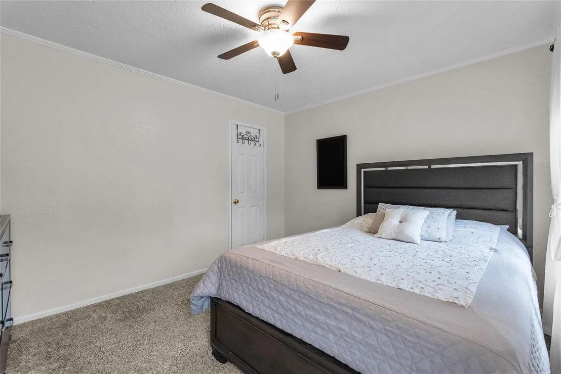 Photo of 1102 Juniper Canyon Lane