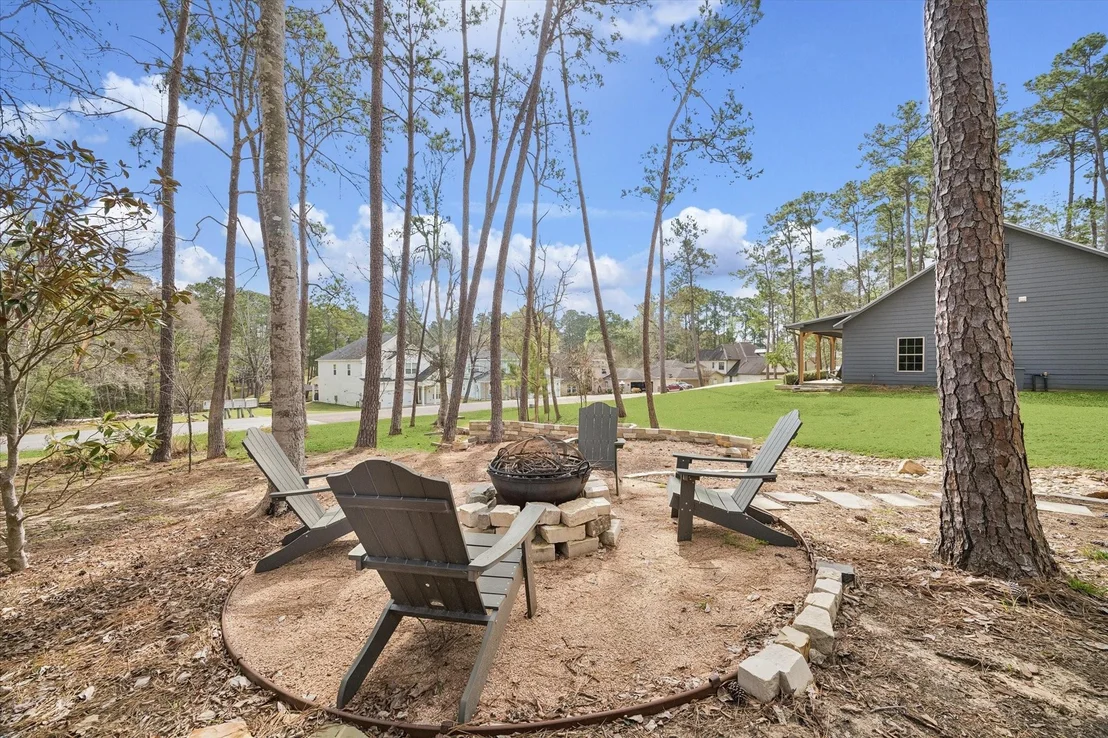 Photo of 90 Twinstone Circle