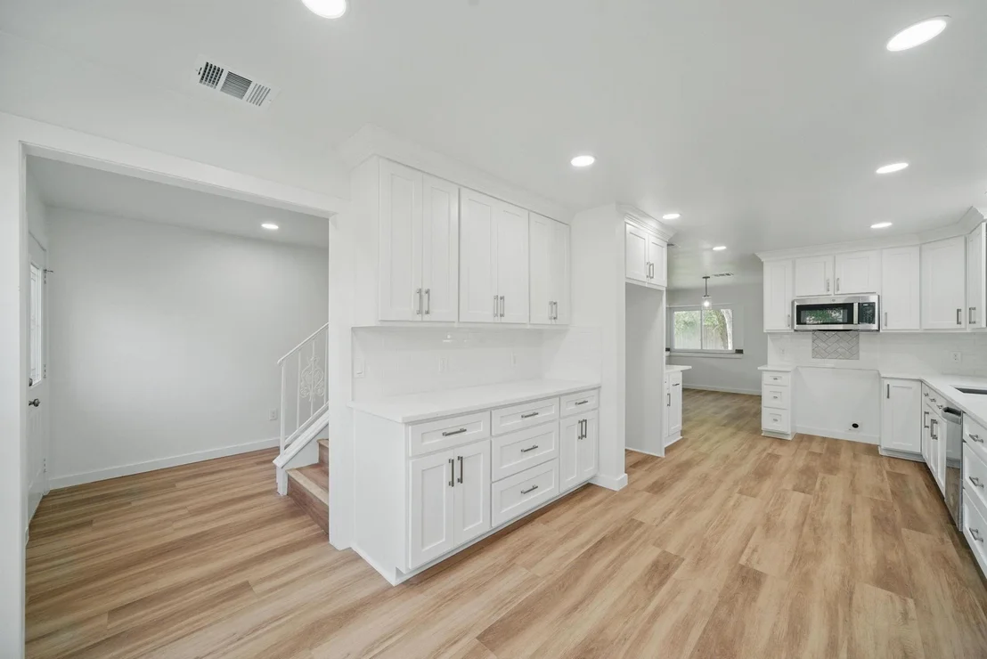 Photo of 9711 Derrik Drive