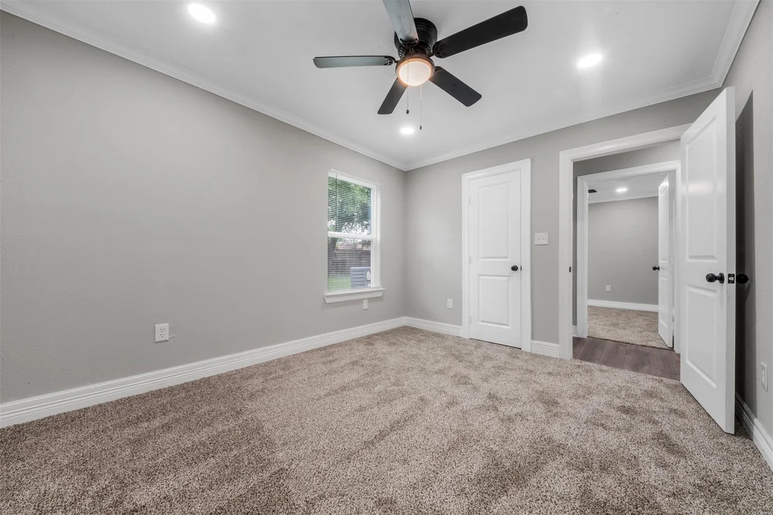 Photo of 2616 Windsor Lane