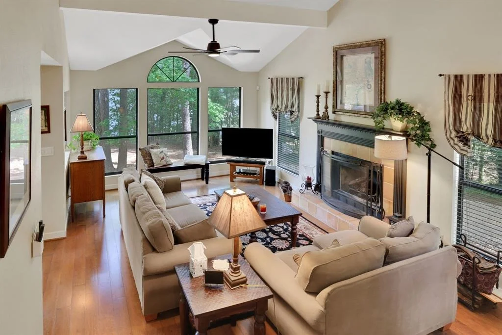 Photo of 1103 Lakeview Estates Drive