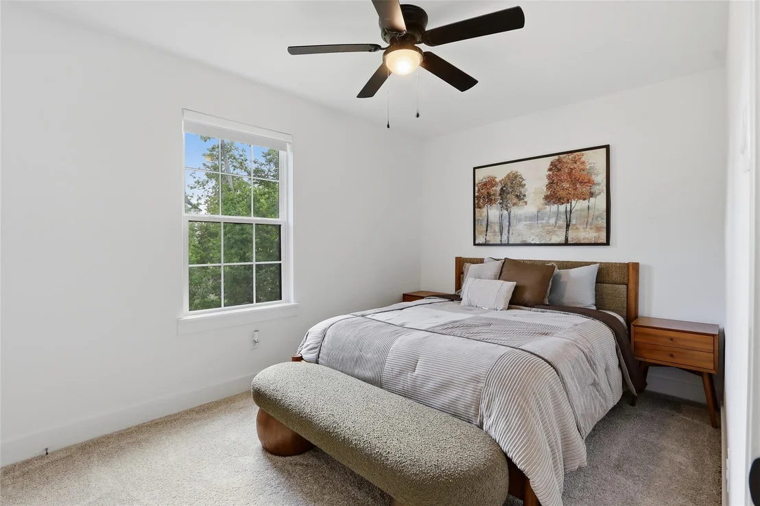 Photo of 6747 Peerless Street