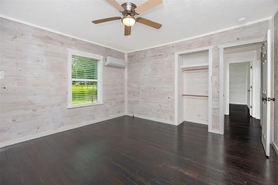 Photo of 2283 Tigerpoint Road