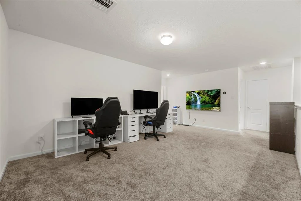 Photo of 5231 Tall Tower Street