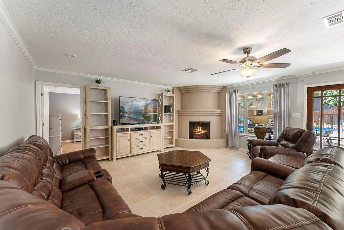 Photo of 618 Brook Hollow Drive