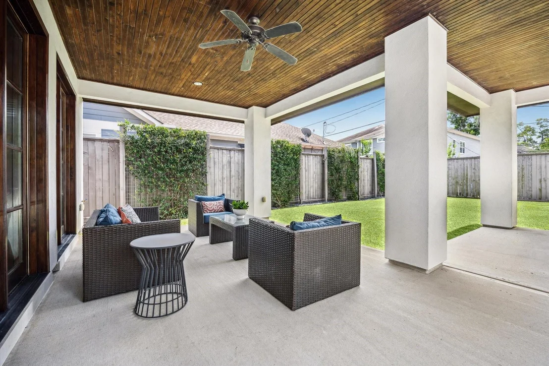 Photo of 1901 Gardenia Drive