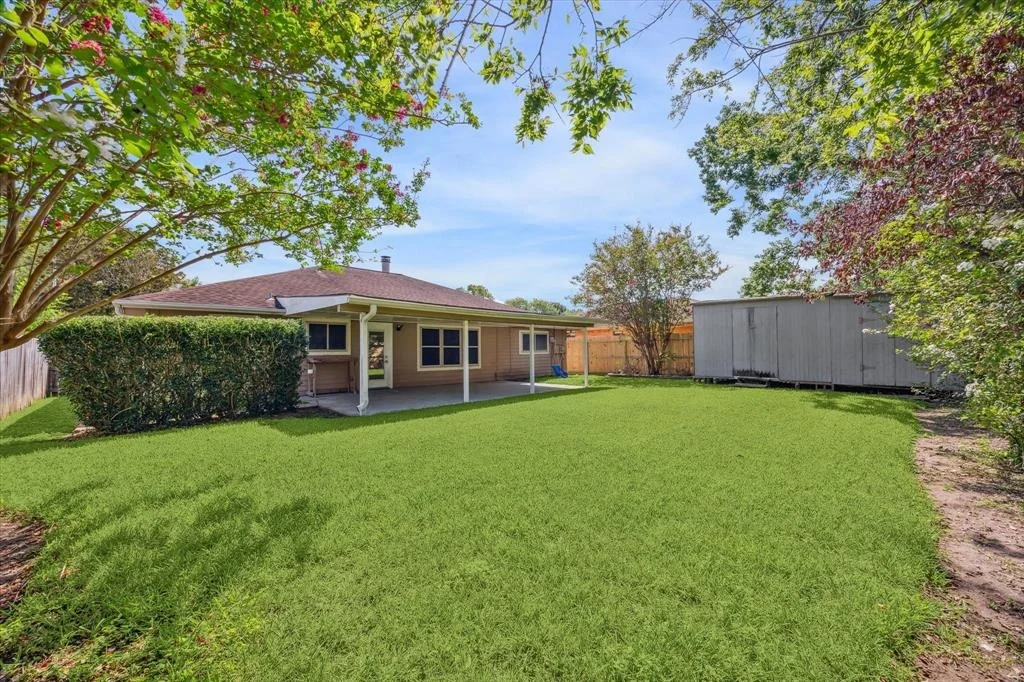 Photo of 3726 Maplewood Drive